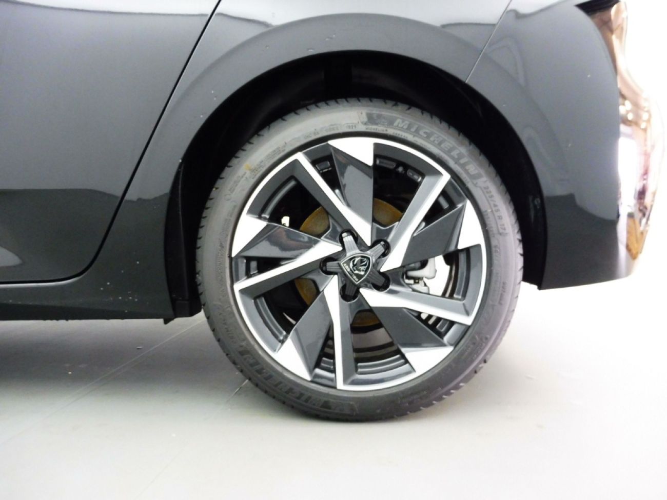 Mandataire PEUGEOT 308 1.5 BLUEHDI 130CH S&S ALLURE EAT8