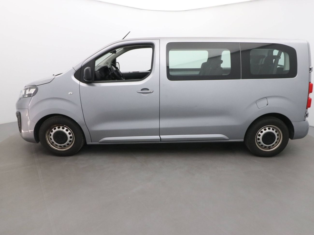 Mandataire Opel Vivaro 1.5 D 120life
