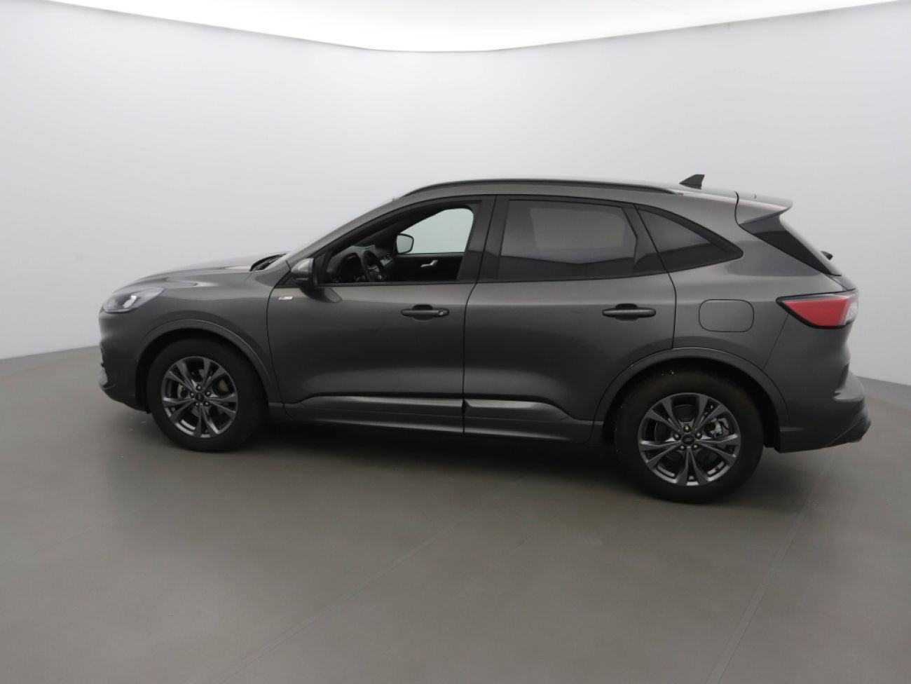 Mandataire Ford KUGA 2.0 TDCI 120CH ST-LINE POWERSHIFT