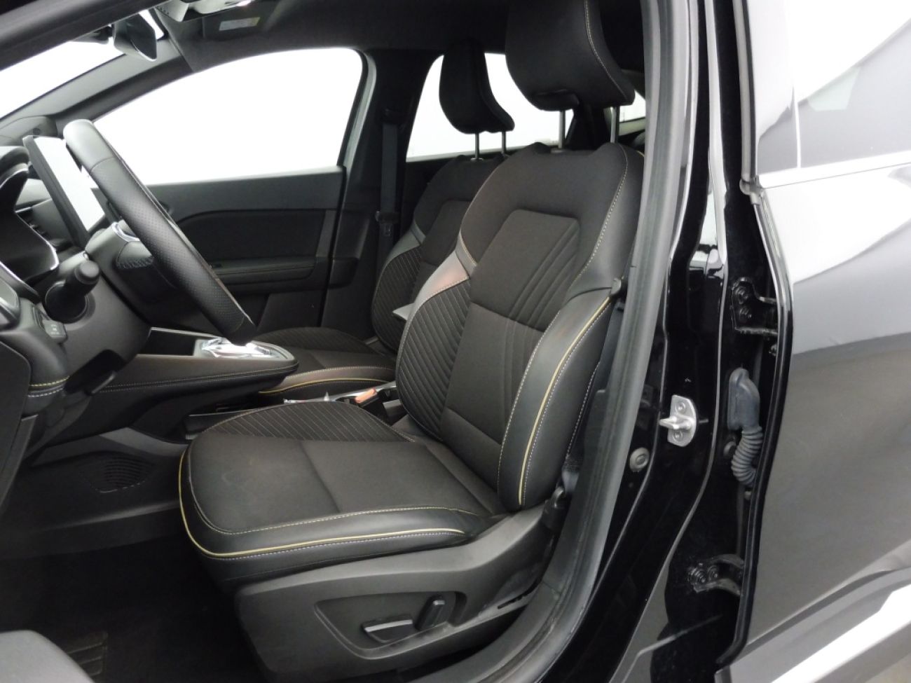 Mandataire RENAULT Symbioz 1.6 E-TECH FULL HYBRID 145CH ICONIC