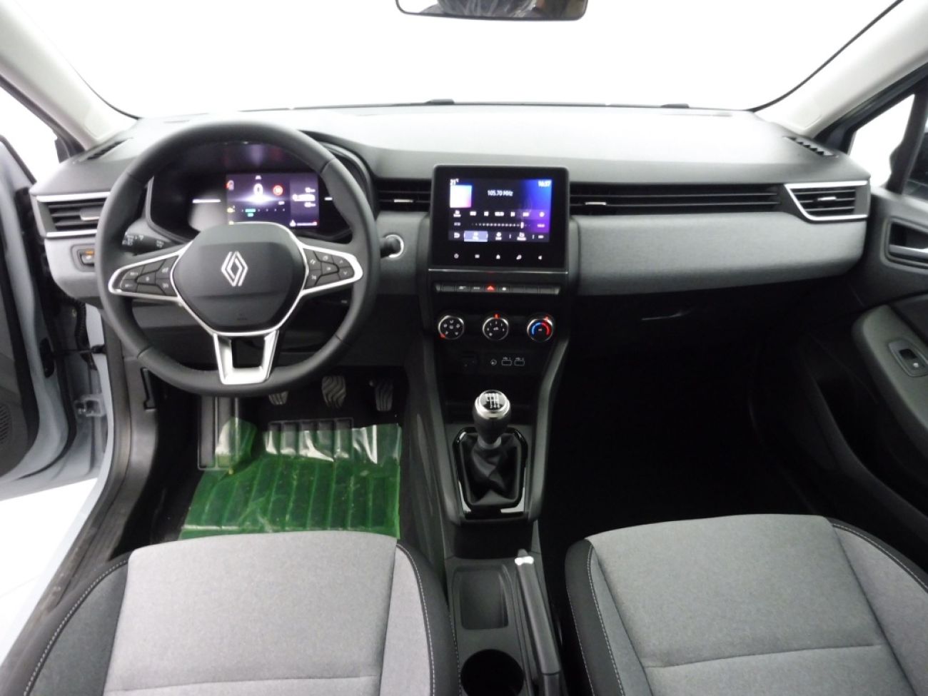 Mandataire RENAULT CLIO V 1.5 BLUE DCI 100CH EVOLUTION - 24
