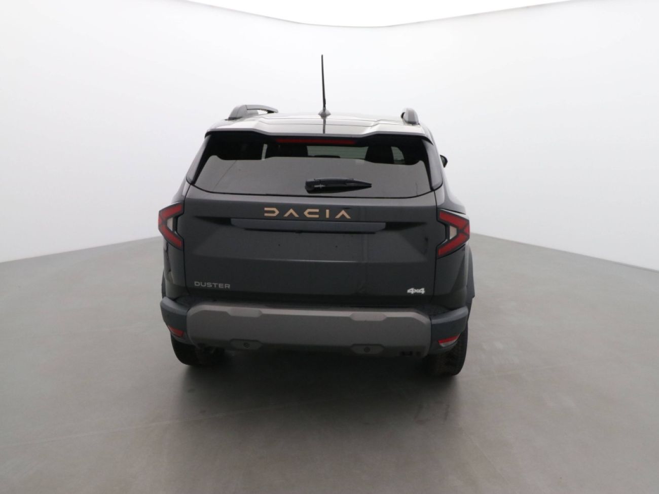 Mandataire Dacia DUSTER 1.2 TCE MILD HYBRID 130CH EXTREME 4X4