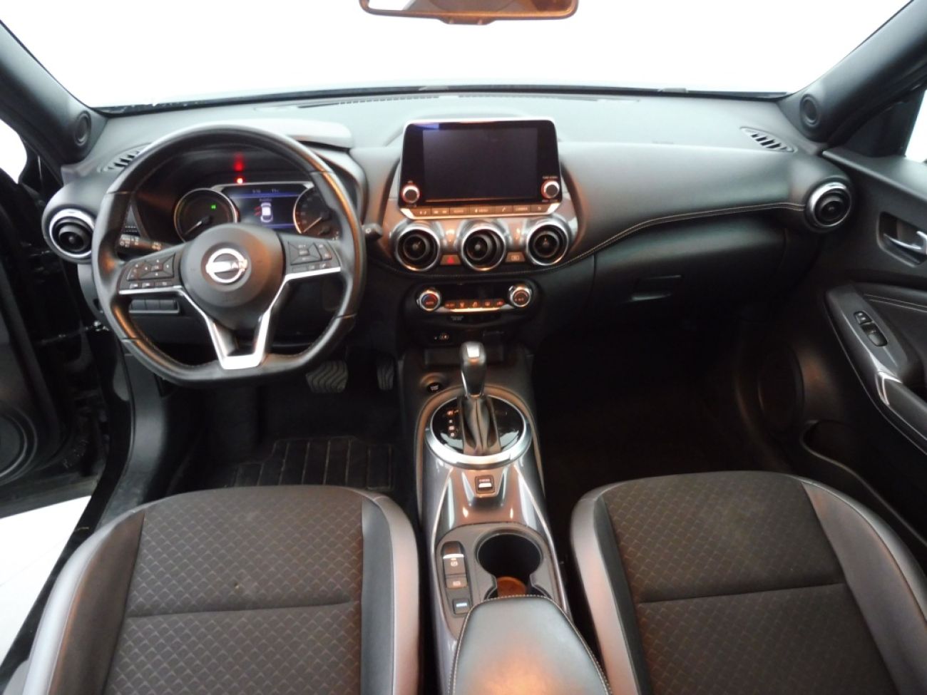 Mandataire NISSAN Juke 1.6 HYBRID 143CH N-CONNECTA