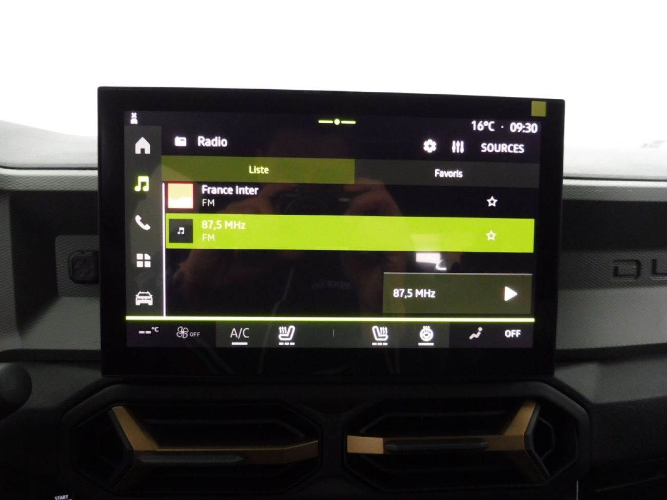 Mandataire Dacia DUSTER 1.2 TCE MILD HYBRID 130CH EXTREME 4X2