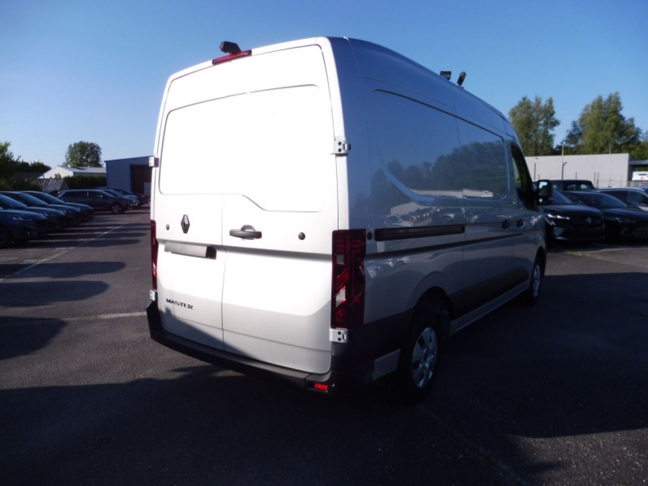 Mandataire RENAULT MASTER IV FG F3500 L2H2 2.0 BLUE DCI 150CH EXTRA