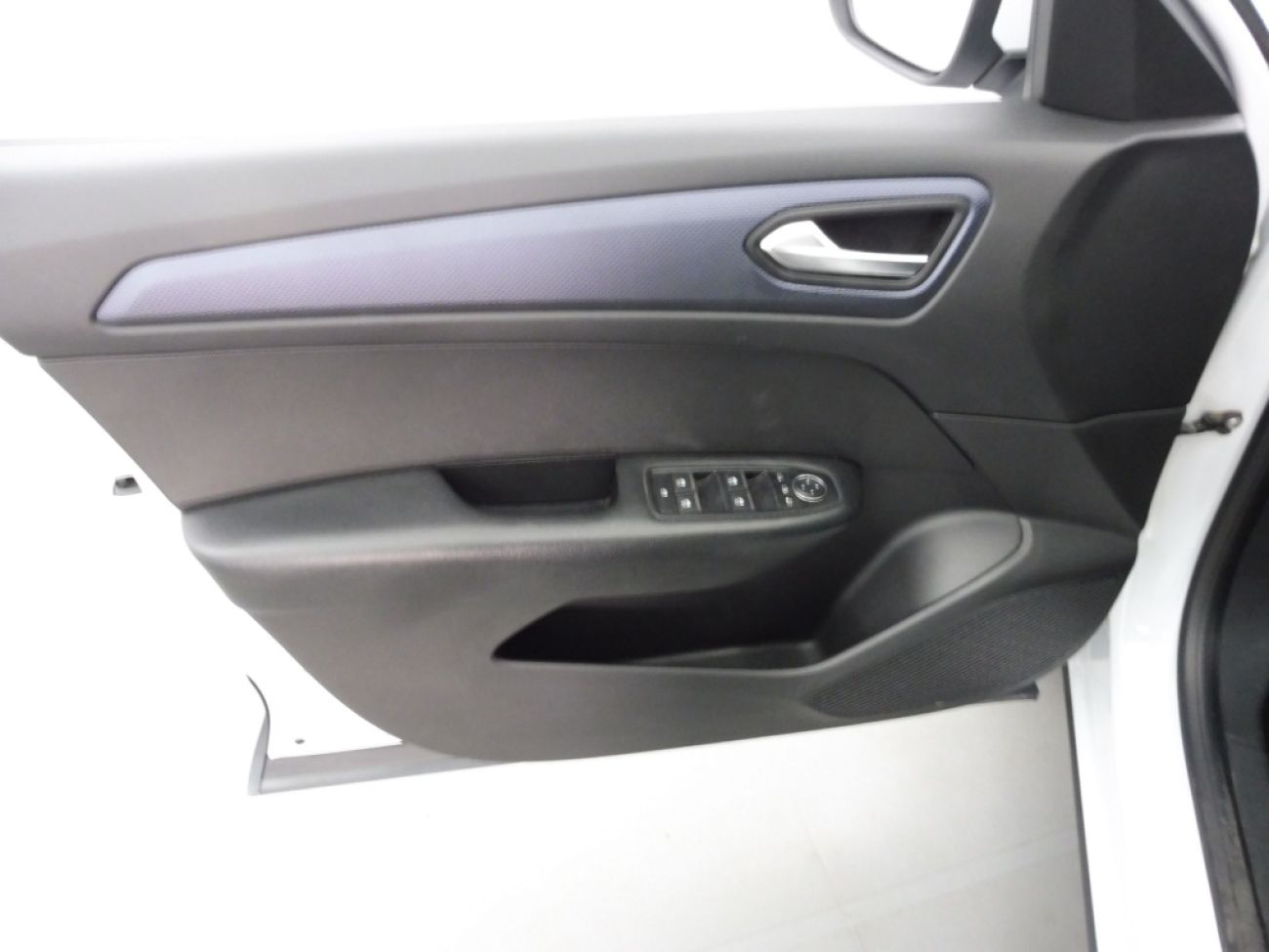 Mandataire RENAULT Arkana 1.3 TCE MILD HYBRID 140CH EQUILIBRE EDC