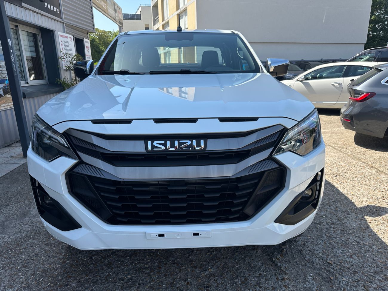 Mandataire ISUZU D-MAX NOUVEAU 2.2L SPACE PRESTIGE