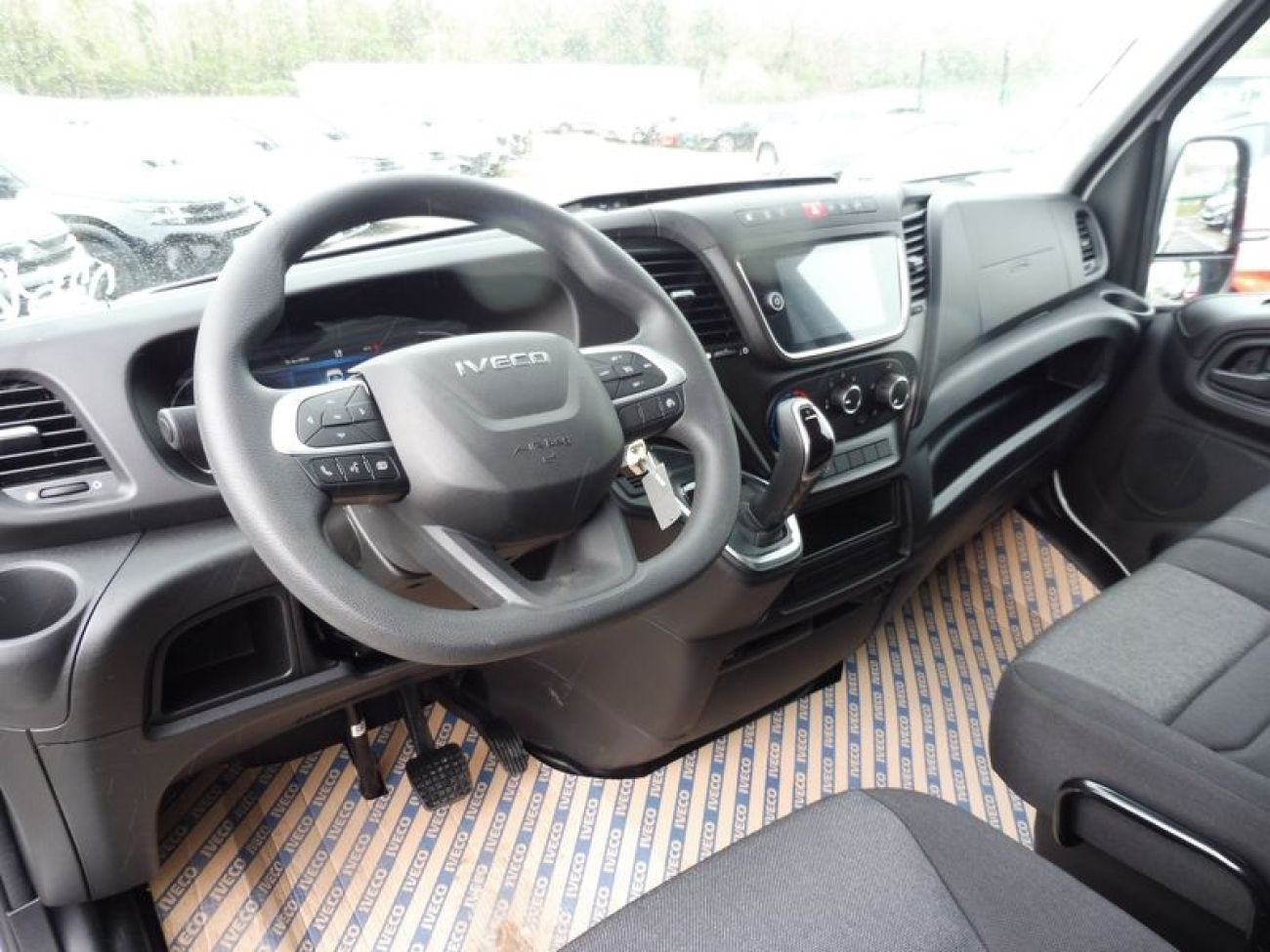 Mandataire IVECO Daily 35S16 2.3 V12 HI-MATIC 156CV