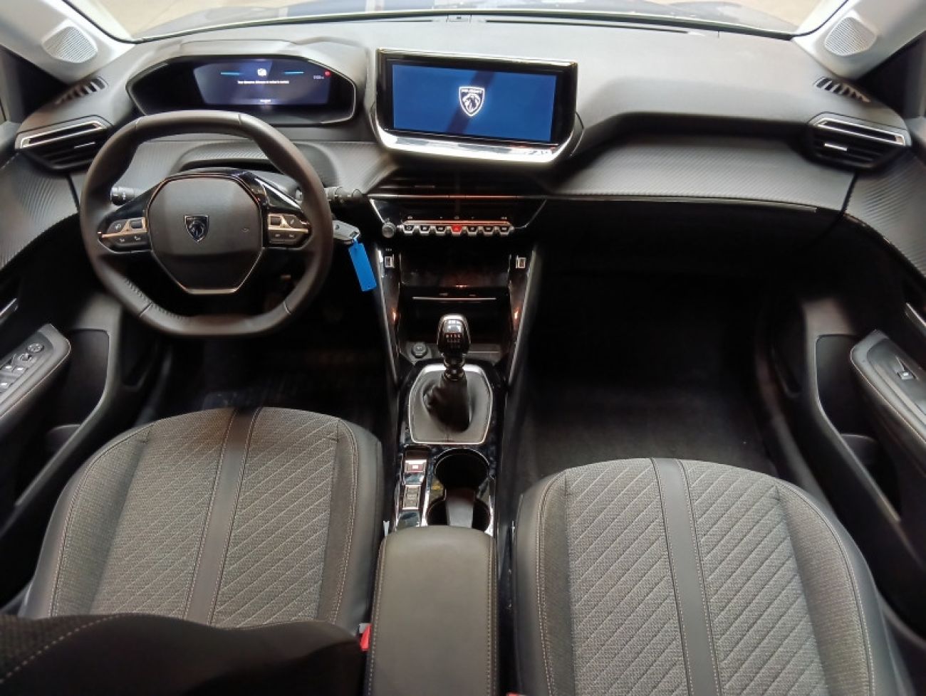 Mandataire PEUGEOT 208 1.2 100CH S&S ALLURE