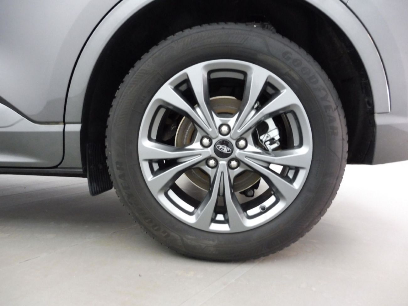Mandataire Ford KUGA 2.0 TDCI 120CH ST-LINE POWERSHIFT