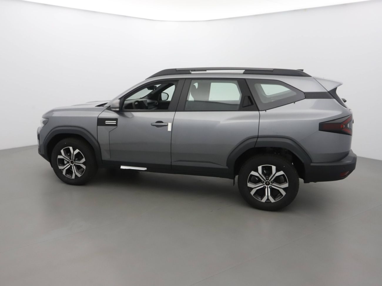Mandataire Dacia Bigster 1.2 MILD HYBRID 130CH EXPRESSION 4X4