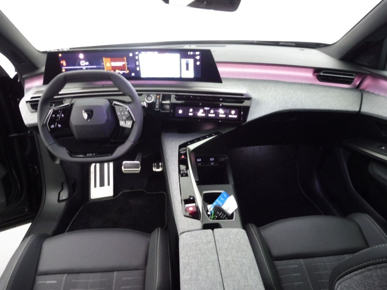 Mandataire PEUGEOT 3008 1.2 HYBRID 145CH GT E-DCS6