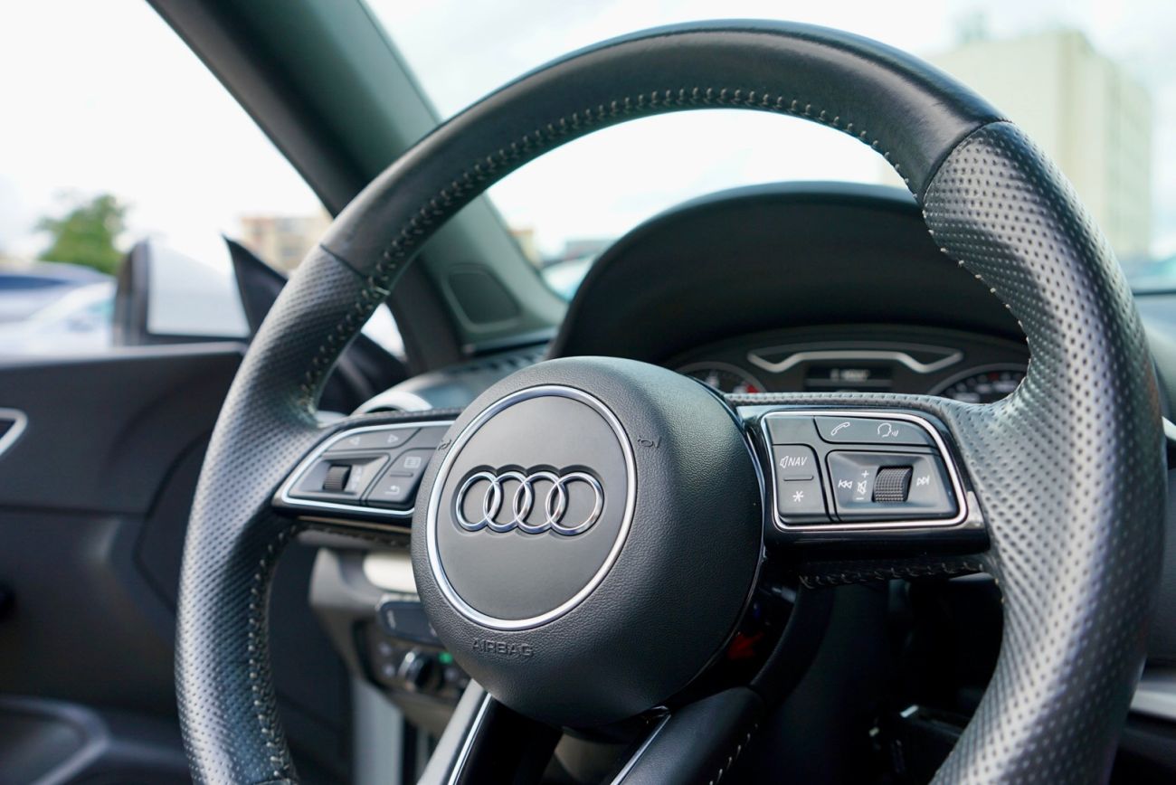 Mandataire AUDI A3 CABRIOLET 1.5 TFSI CoD 150 S tronic 7 S Line