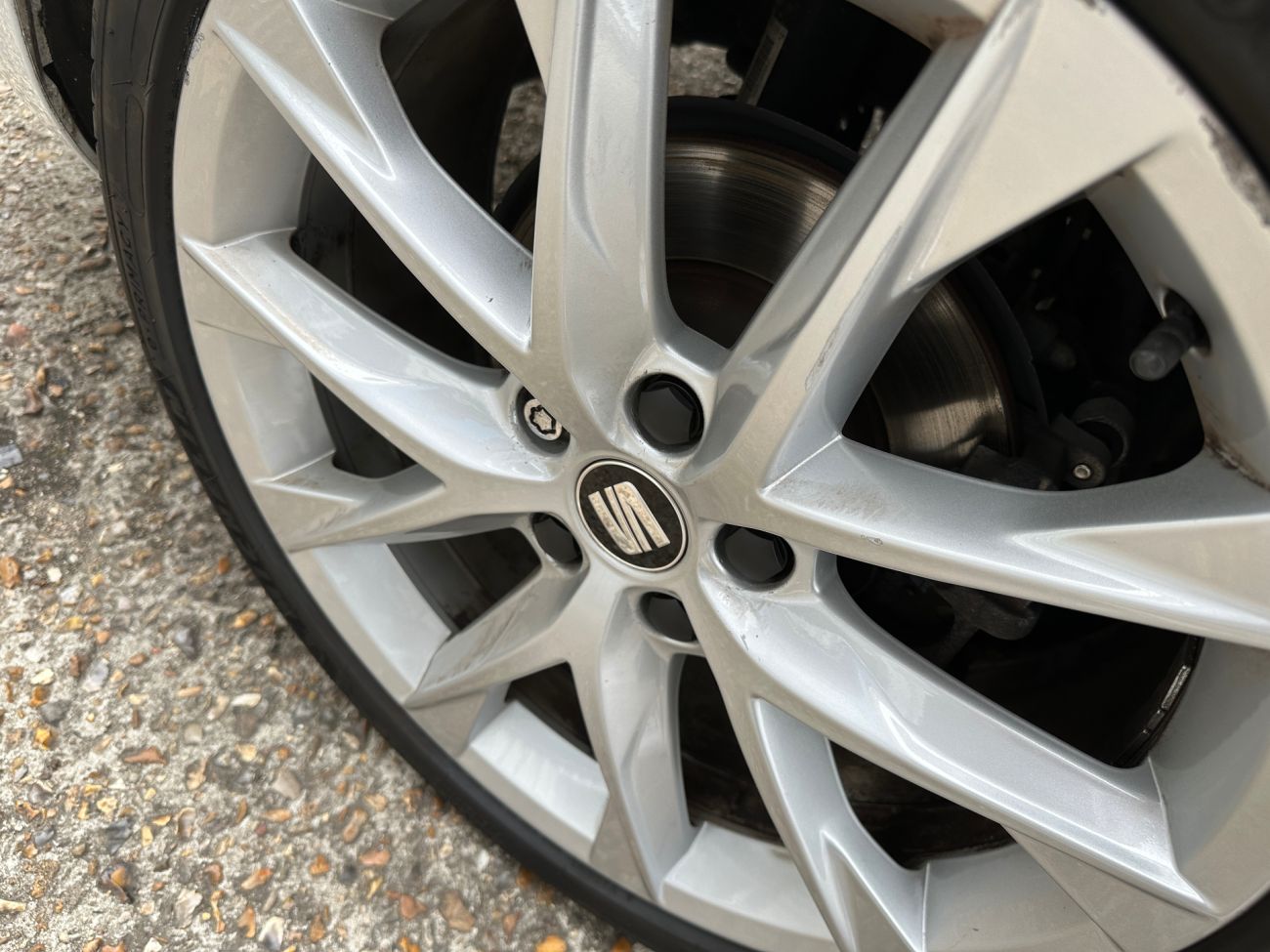 Mandataire Seat LEON ST 1.8 TSI 180 Start/Stop DSG7 FR
