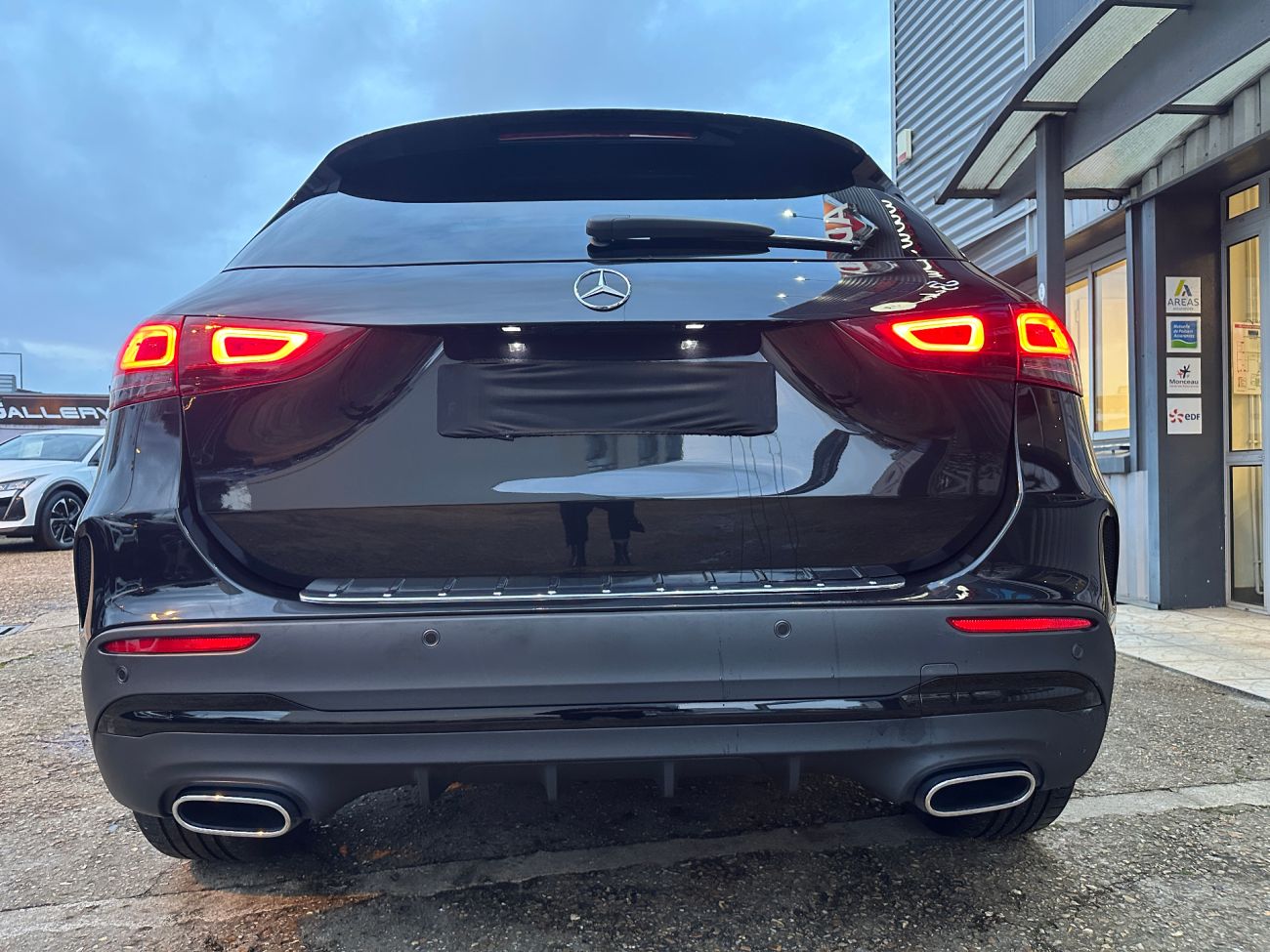 Mandataire MERCEDES GLA 200 d 8G-DCT AMG Line edition 1 toit pano