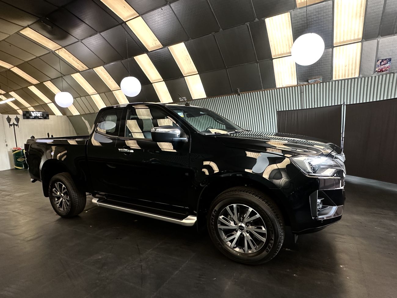 Mandataire ISUZU D-MAX N60 SPACE CAB 1.9 164 CH 4X4 A/T F+