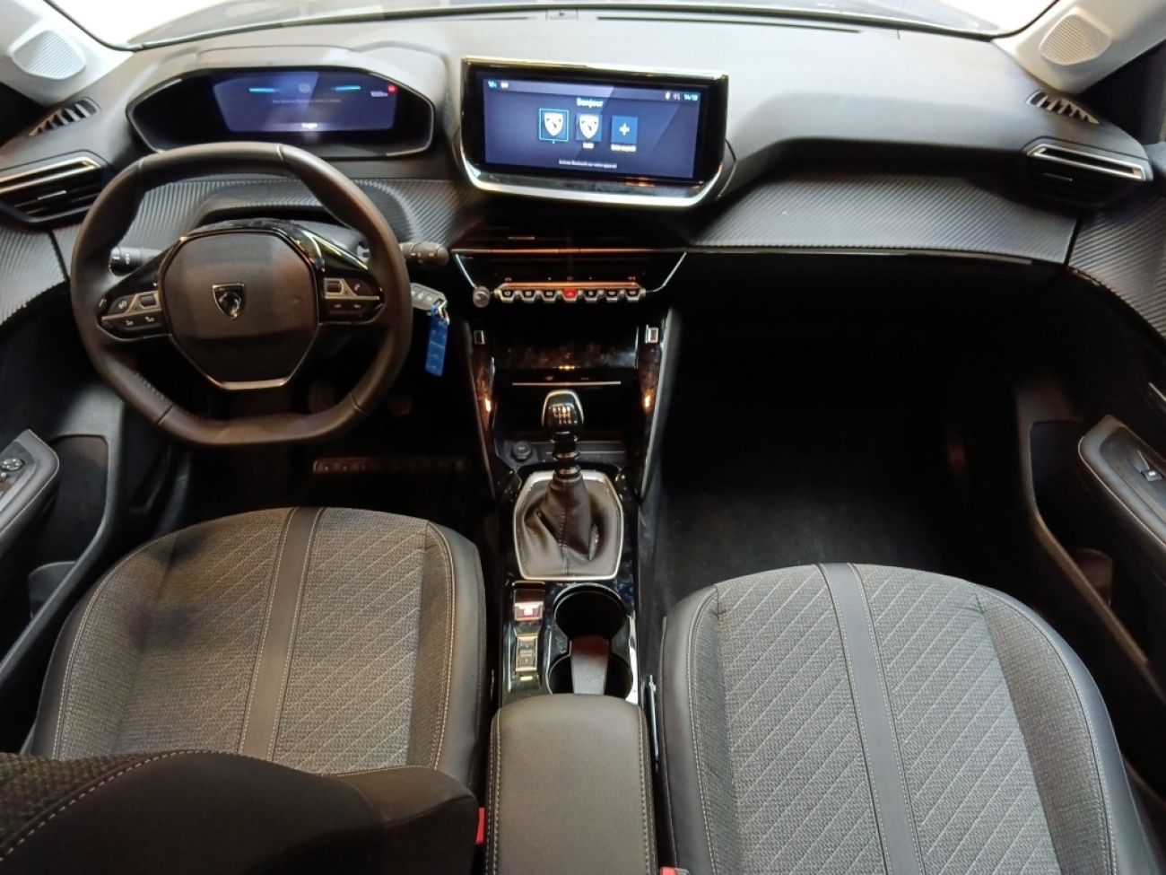 Mandataire PEUGEOT 208 1.2 100CH S&S ALLURE