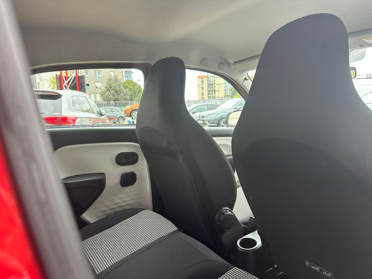 Mandataire RENAULT TWINGO III 1.0 SCe 70 BC Life