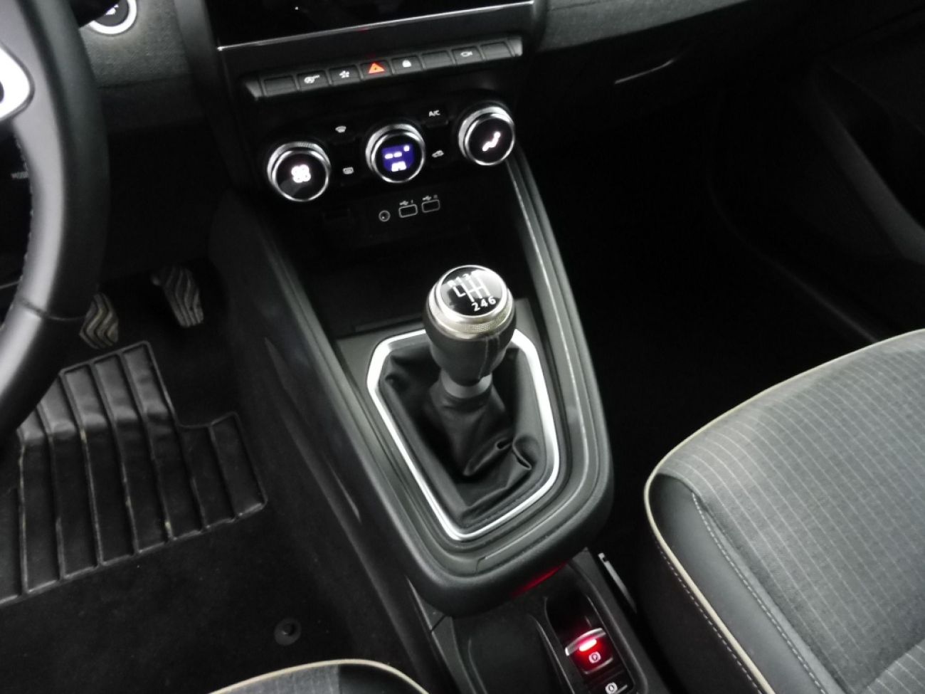 Mandataire RENAULT Clio 1.0 TCE 90CH TECHNO