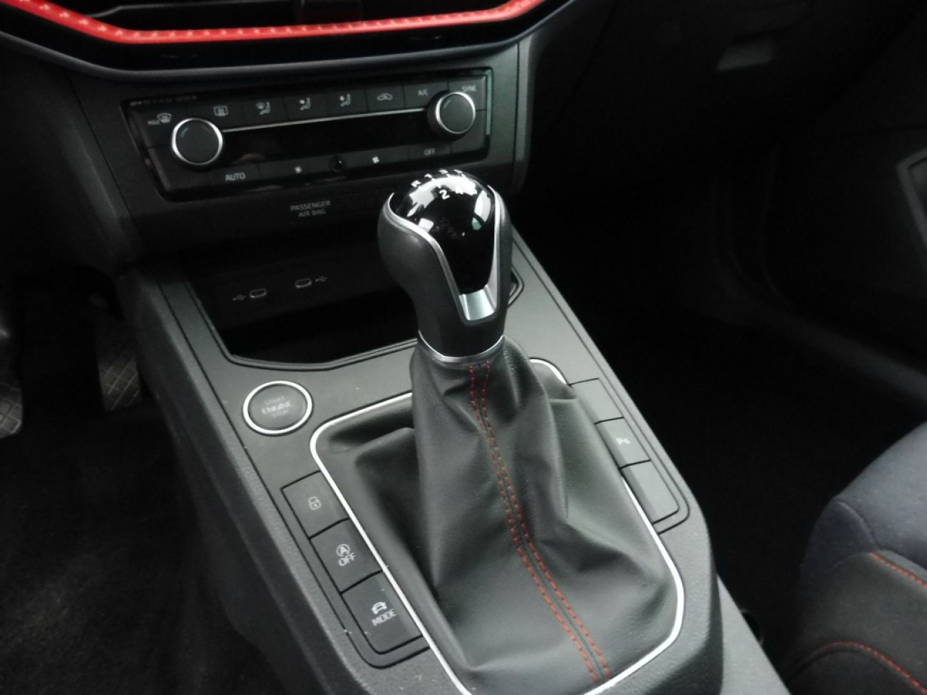 Mandataire Seat Ibiza 1.0 TSI 110CH FR