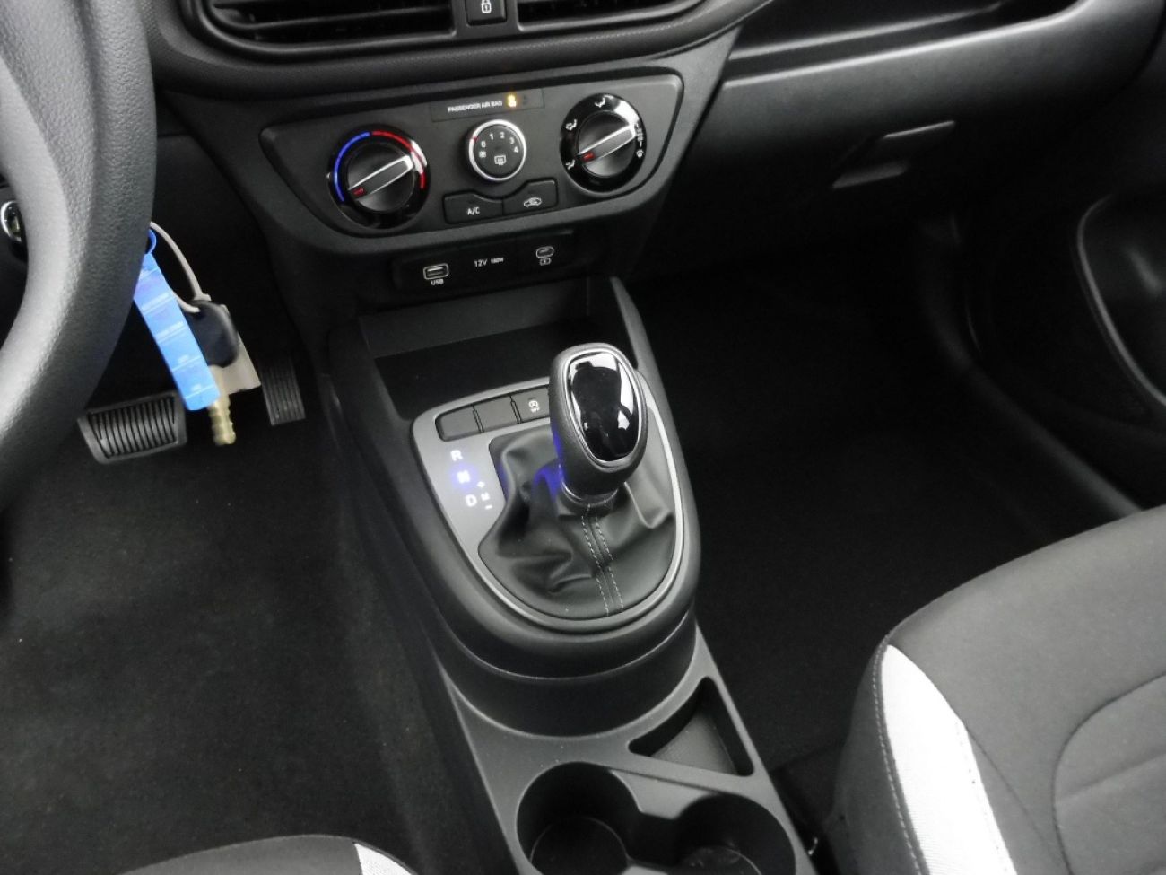 Mandataire Hyundai i10 1.0 63CH ECO INTUITIVE PACK BVR