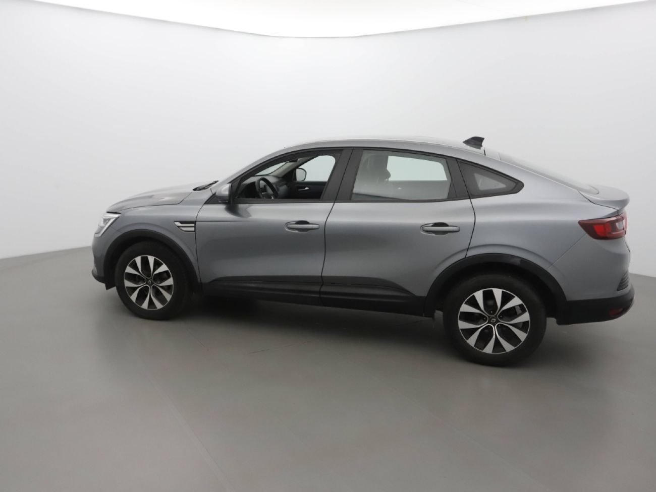 Mandataire RENAULT Arkana 1.3 TCE MILD HYBRID 140CH EQUILIBRE EDC