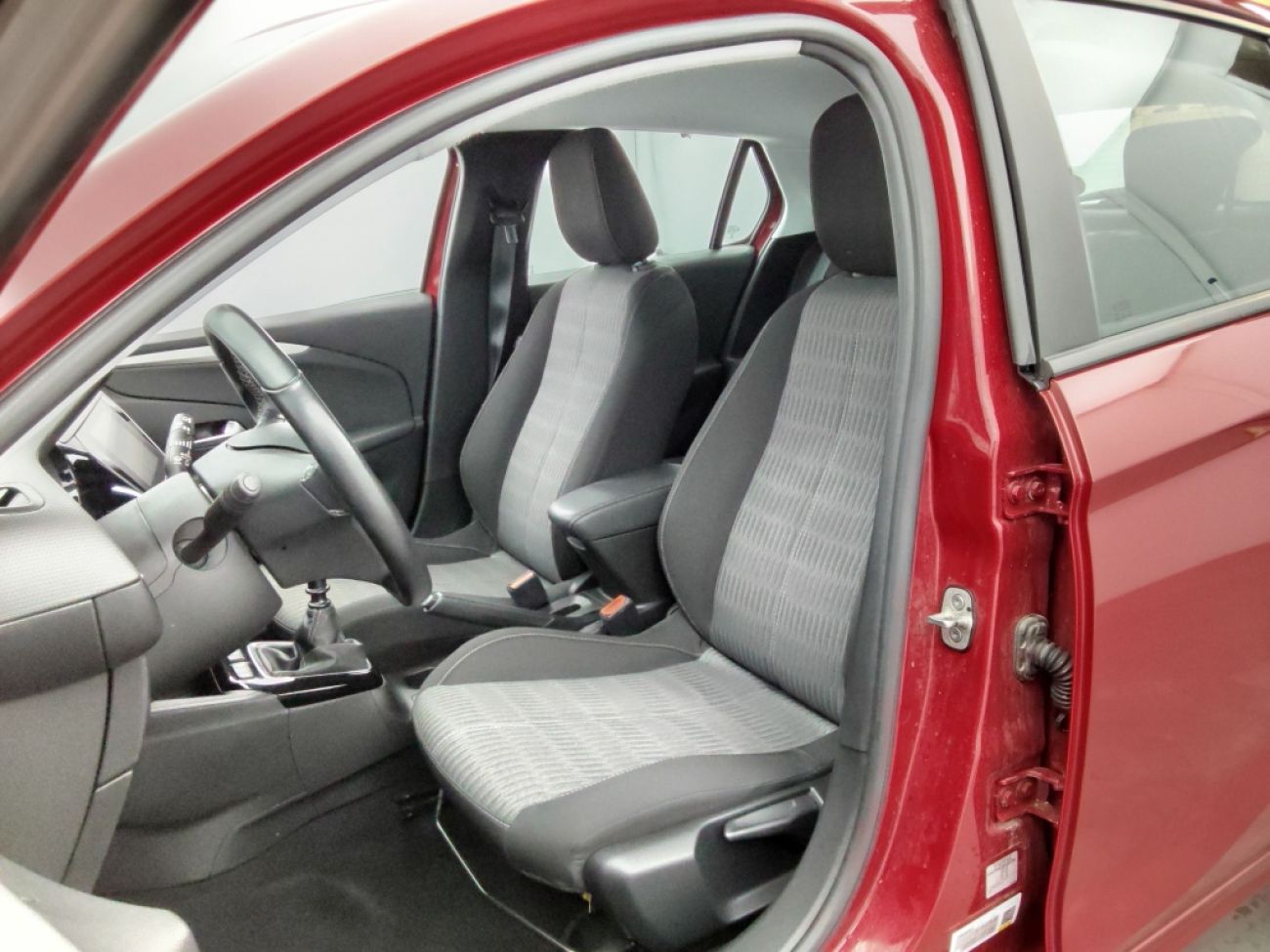 Mandataire Opel Corsa 1.2 100edition