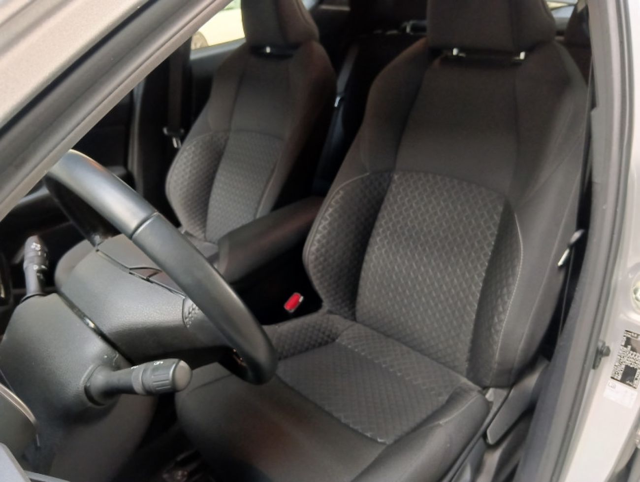 Mandataire TOYOTA C-HR 1.8 E-CVT 125H BUSINESS EDITION