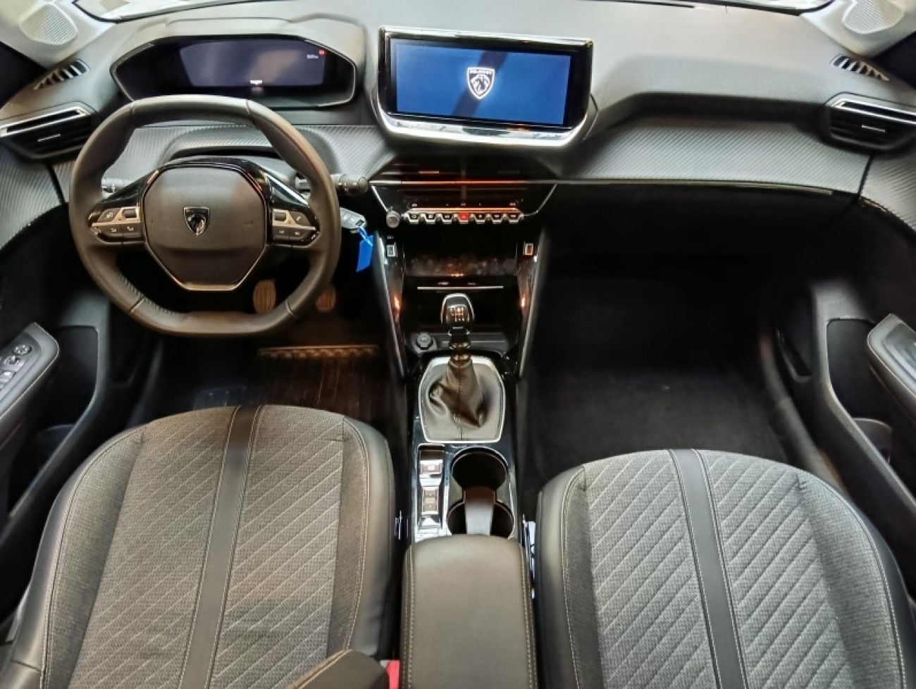 Mandataire PEUGEOT 208 1.2 100CH S&S ALLURE