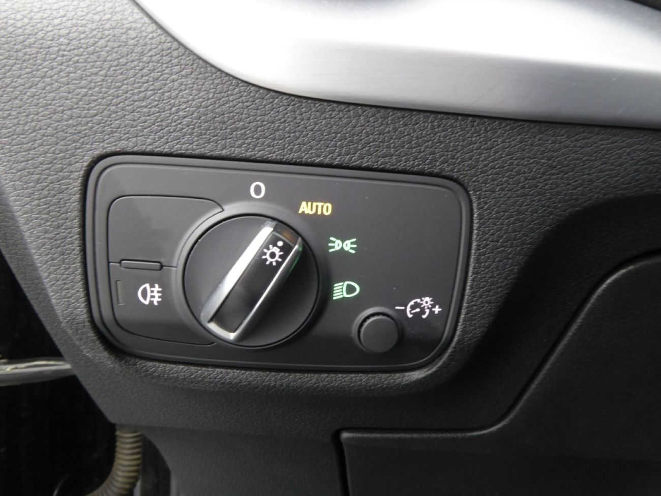 Mandataire AUDI Q2 30 TDI 116CH PACK S LINE EXTERIEUR