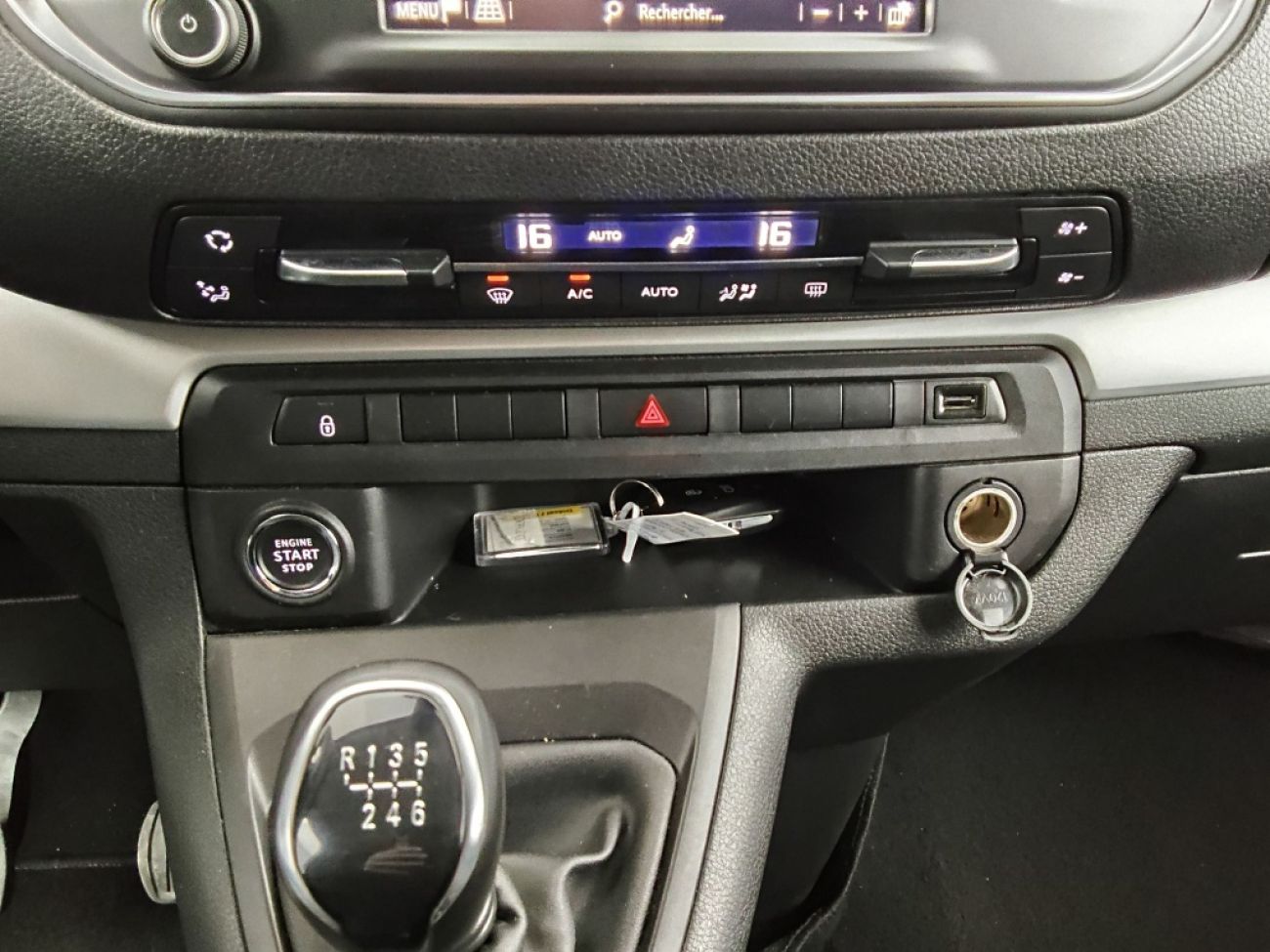 Mandataire Opel Zafira Life 2.0D 145life