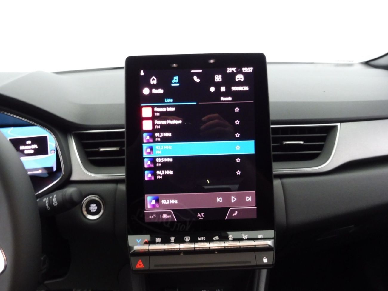 Mandataire RENAULT CAPTUR II 1.0 ECO-G 100CH TECHNO - 25
