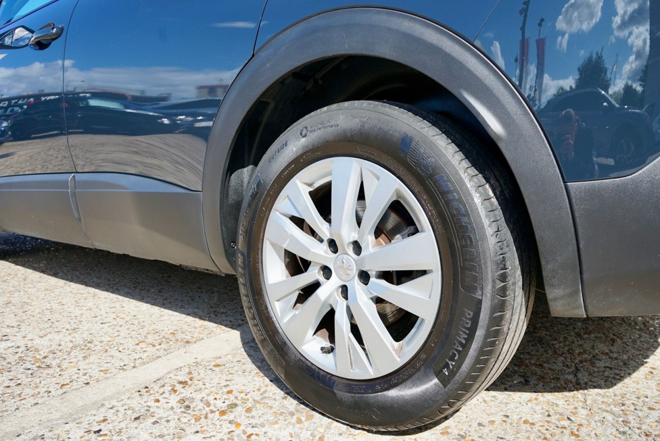 Mandataire PEUGEOT 3008 Puretech 130ch S&S BVM6 Active RADAR AVANT & ARRIERE / ENTRETIEN PEUGEOT