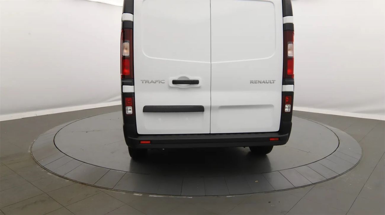 Mandataire RENAULT TRAFIC FOURGON FG BLUE DCI 150 L1H1 3T AUTO ADVANCE