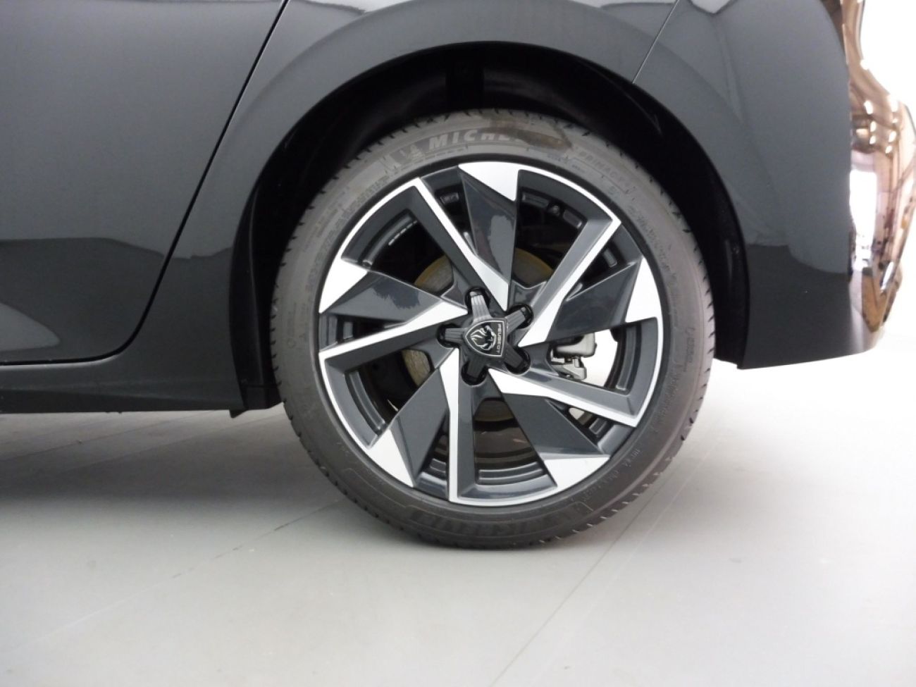 Mandataire PEUGEOT 308 1.5 BLUEHDI 130CH S&S ALLURE EAT8
