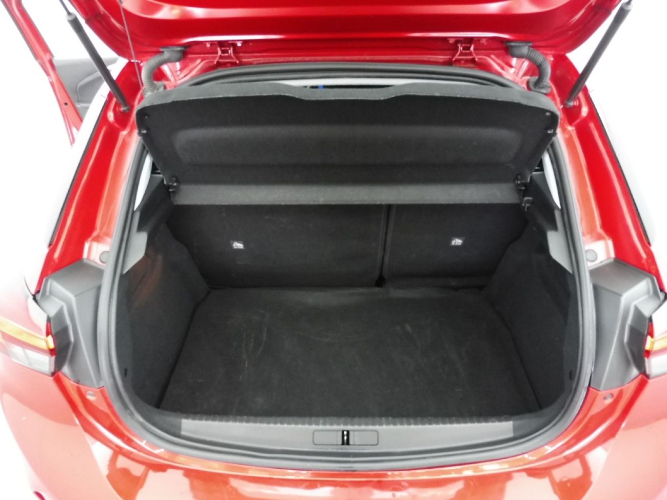 Mandataire Opel Corsa 1.2 100edition