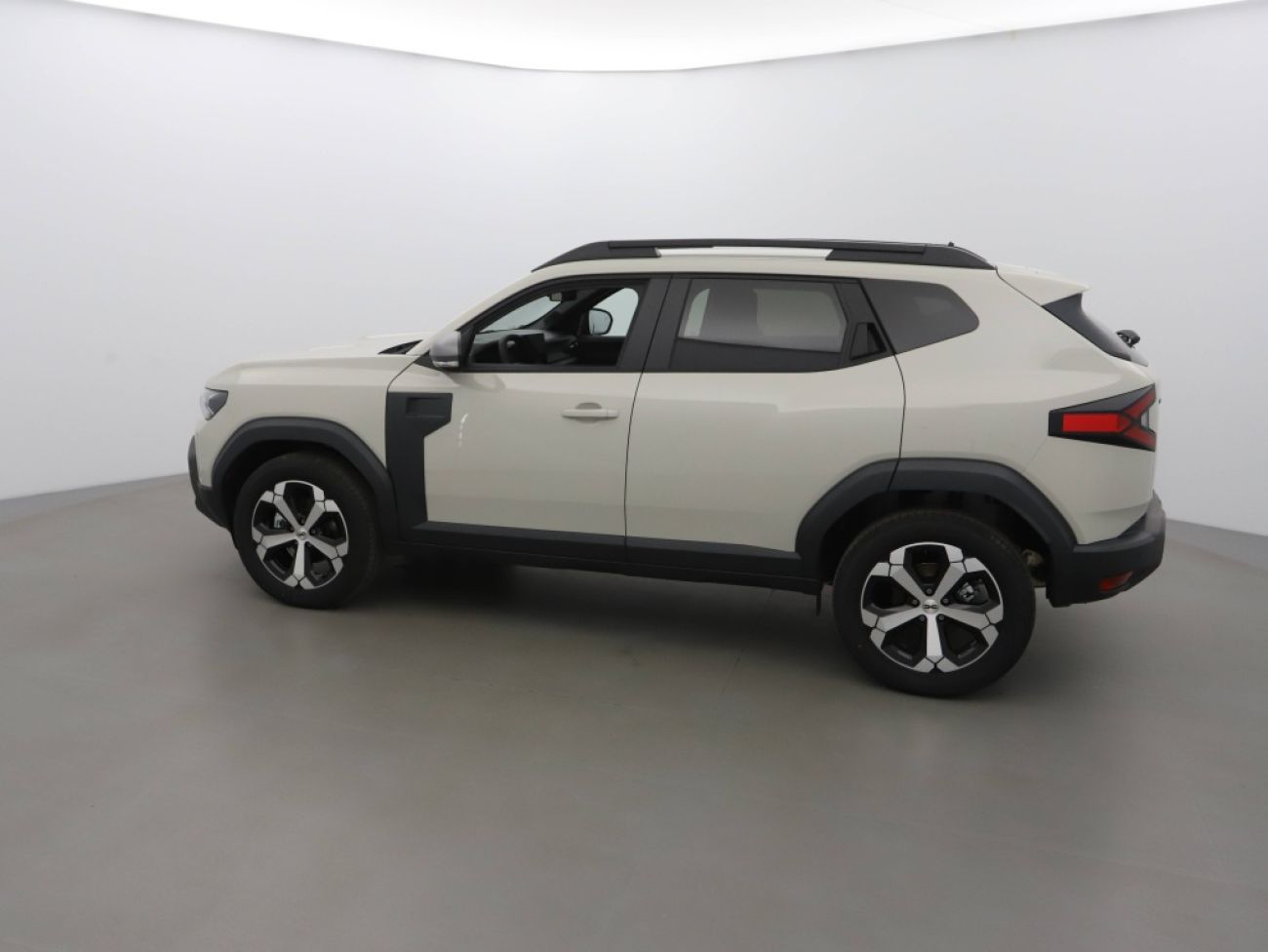 Mandataire Dacia DUSTER 1.6 HYBRID 140CH JOURNEY 4X2