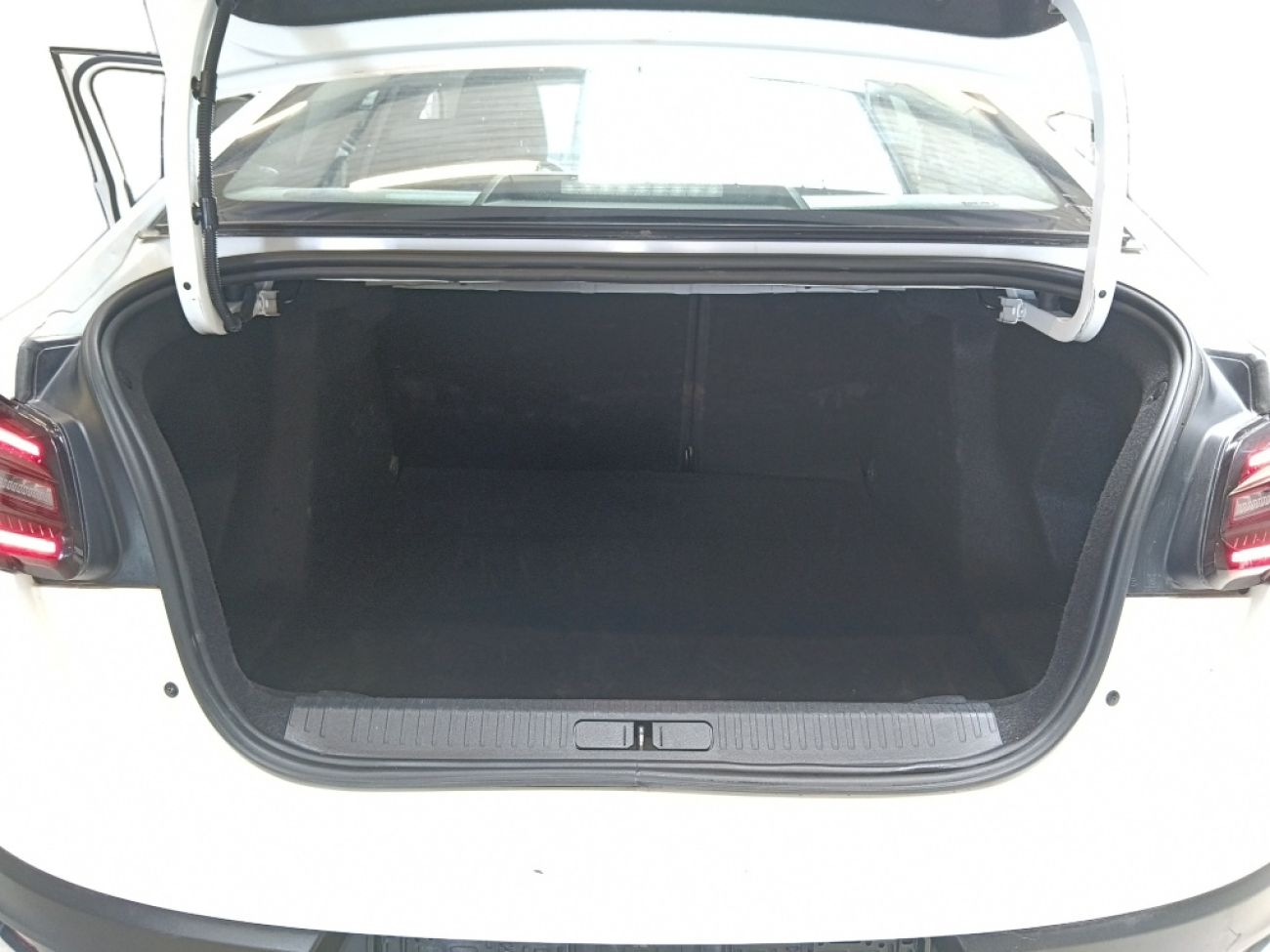 Mandataire Citroën C4 X 1.2 PURETECH 100 FEEL