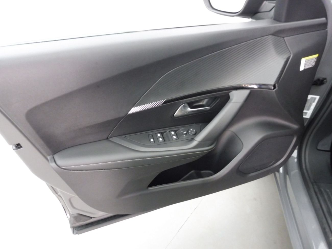 Mandataire PEUGEOT 2008 1.2 PURETECH 130CH S&S ALLURE EAT8