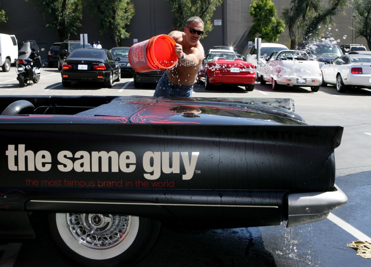 Mandataire Ford Thunderbird Cabriolet V8 352ci 5.8 L   Christian Audigier / resto