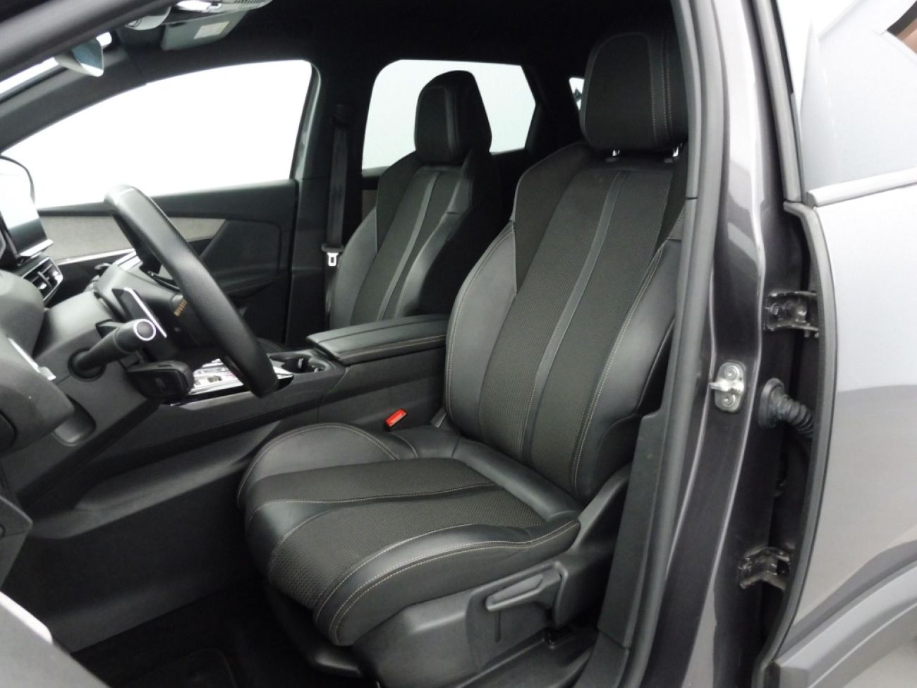 Mandataire PEUGEOT 3008 1.5 BLUEHDI 130CH S&S GT EAT8