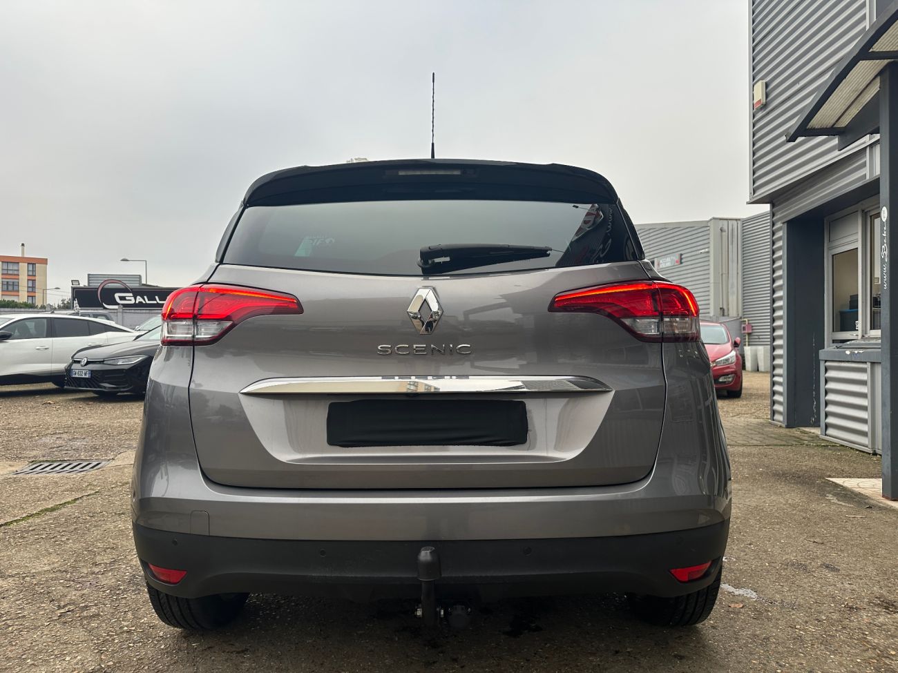 Mandataire RENAULT SCENIC IV dCi 160 Energy EDC Intens