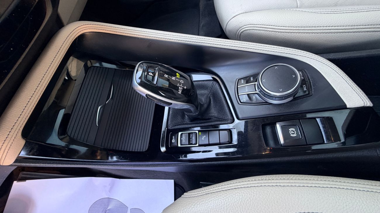 Mandataire BMW X1 F48 sDrive 18i 140 ch DKG7 xLine