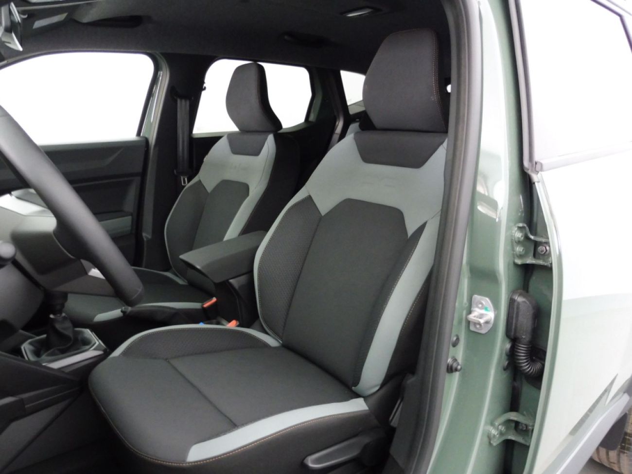 Mandataire Dacia DUSTER 1.2 TCE MILD HYBRID 130CH EXTREME 4X2