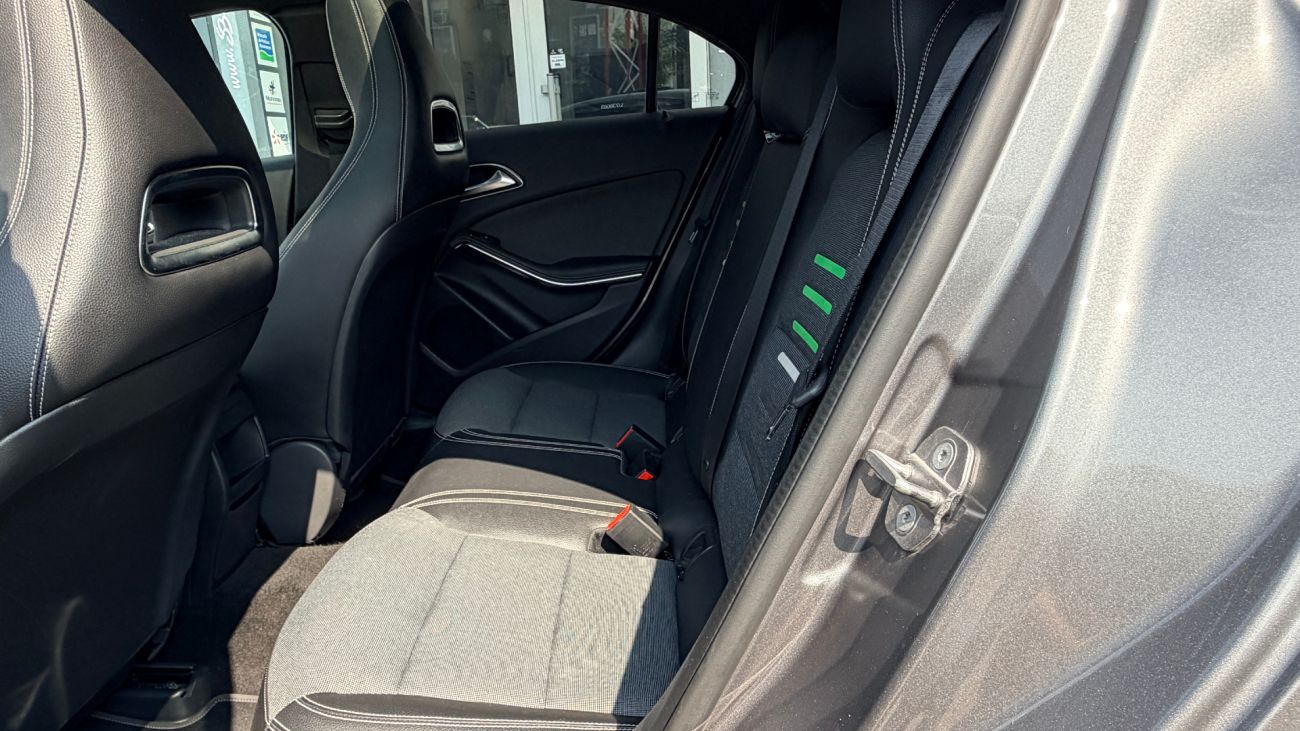 Mandataire MERCEDES-BENZ CLASSE A 200 d 7G-DCT Sport Edition