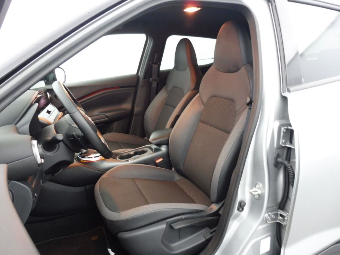 Mandataire NISSAN Juke 1.0 DIG-T 114 ATn-connecta