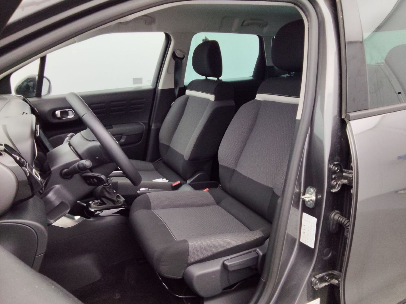 Mandataire Citroën C3 AIRCROSS 1.2 PURETECH 110CH SHINE