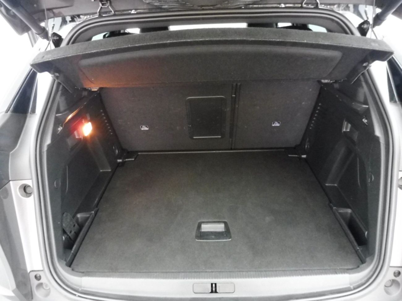 Mandataire PEUGEOT 3008 1.5 BLUEHDI 130CH S&S GT EAT8