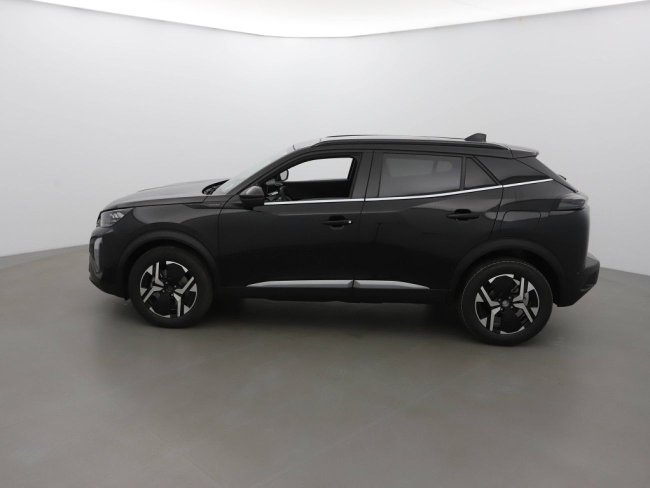 Mandataire PEUGEOT 2008 1.2 HYBRID 145CH GT E-DCS6