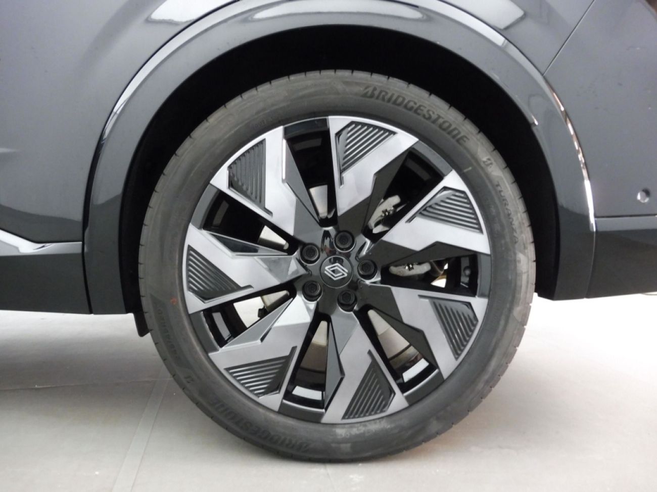 Mandataire RENAULT RAFALE 1.2 E-TECH FULL HYBRID 200CH ESPRIT ALPINE